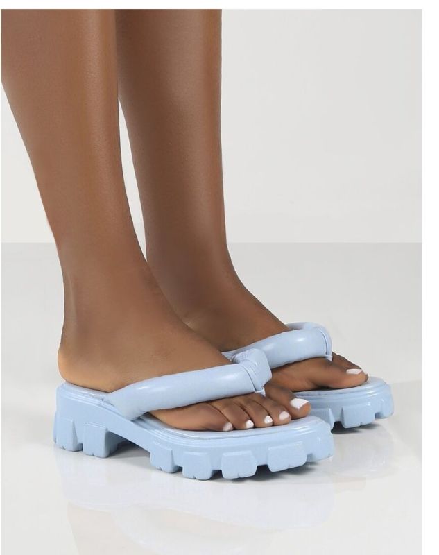 Mid heeled square heel breathable and elevated round toe herringbone sandals