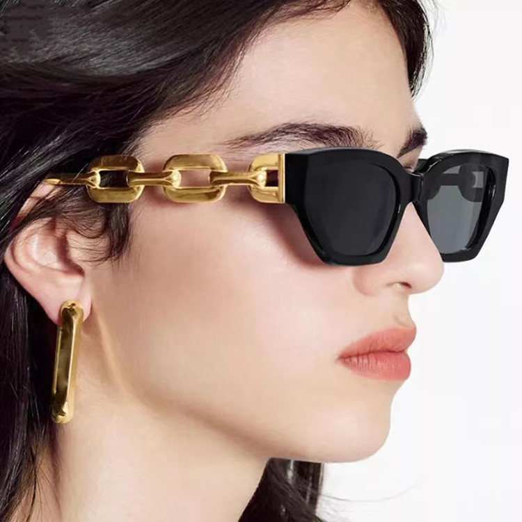 Retro small frame chain cat eye sunglasses