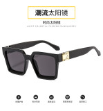 Large frame retro sunglasses