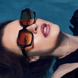 Minimalist sunglasses, sun shading, sun protection, concave shaped sunglasses