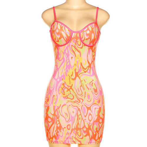 Slim fit dress with strap and backless print