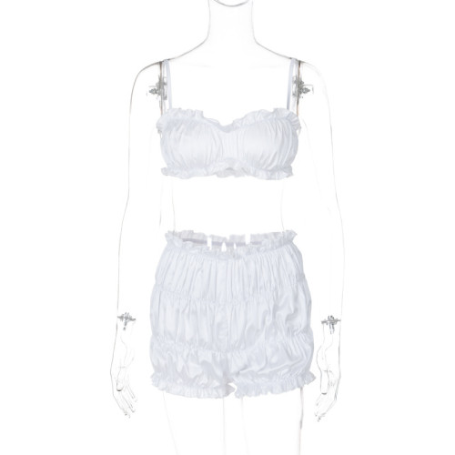 Slim fitting pleated shorts set with suspender and bra