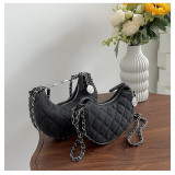 Small Lingge Embroidered Thread Chain Crossbody Bag