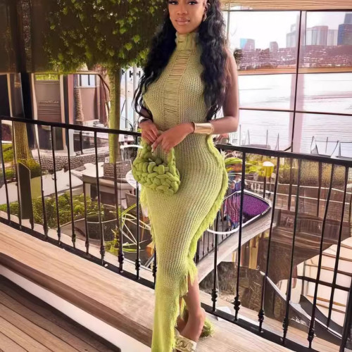 Knitted tassel dress with buttocks