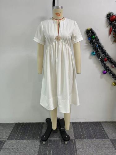 V-tie decorative buckle loose short sleeved dress