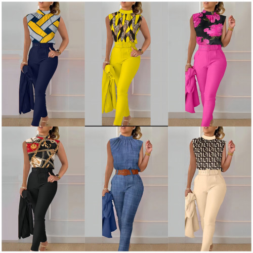 Women's printed sleeveless suit