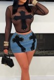 Mesh patch embroidered cross rivet T-shirt