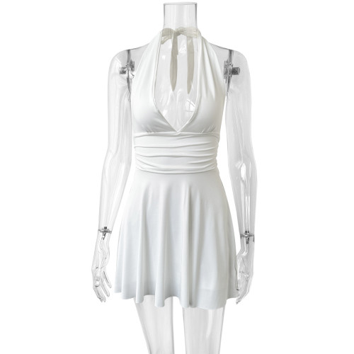 Strap V-neck tight pleated short skirt