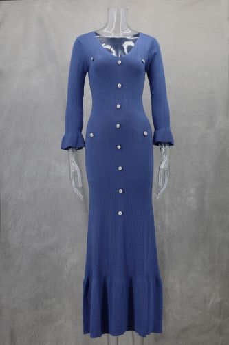 Long knitted long sleeved dress