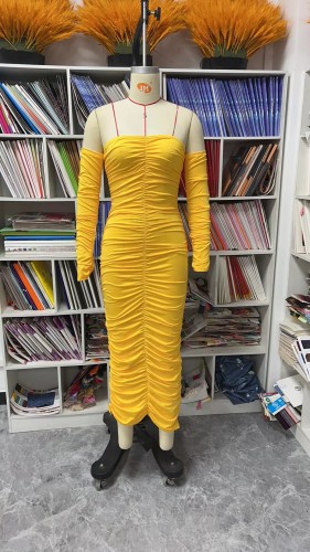 Long sleeved chest wrapped pleated dress