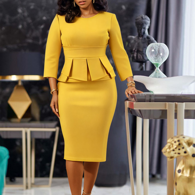 Round neck ruffled solid color hip hugging dress