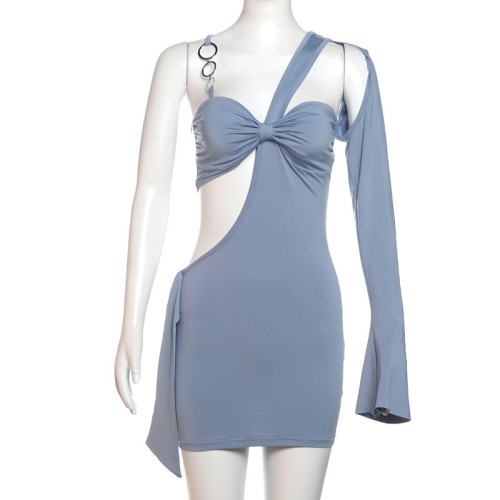 Metal chain single-sided sleeve hollow chest wrapped dress