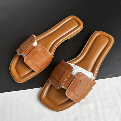 Comfortable flat bottomed women's slippers