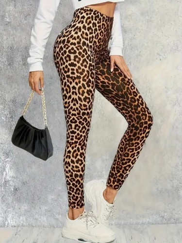 Leopard print leggings with high waist, tight fit, and stretch yoga cropped pants