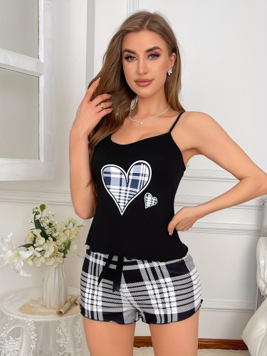Two piece set of camisole pajamas with heart-shaped checkered shorts