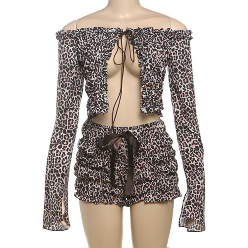 Lace leopard print long sleeved cardigan pleated shorts two-piece set