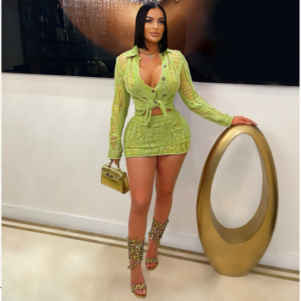 Knitted hollow long sleeved lapel knit short skirt set