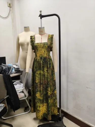 Women's pleated printed dress