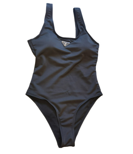 Sleeveless one-piece swimsuit