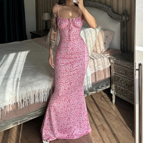Small floral suspender dress with large swing skirt