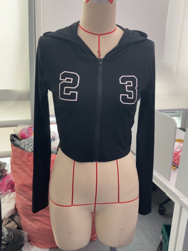 Digital printed zipper hooded long sleeved pants set