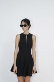 Bow shaped sleeveless dress