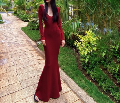 Deep V-neck knee length fishtail dress long skirt