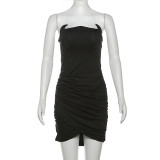Slimming pleated strapless and hip hugging dress
