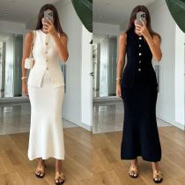 Solid color slim fit hip hugging two-piece knitted long skirt set