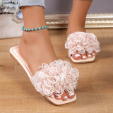 Oversized beach shoes with floral flat slippers