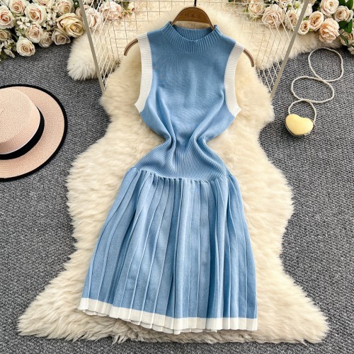 Slim fit sleeveless patchwork pleated knitted vest dress