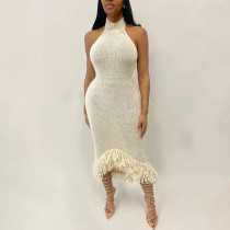 Hanging neck, exposed back, high waist, wrapped buttocks, woolen dress