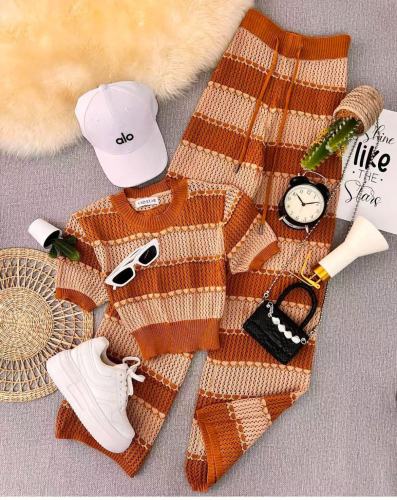 Color blocking striped hollow knitting set