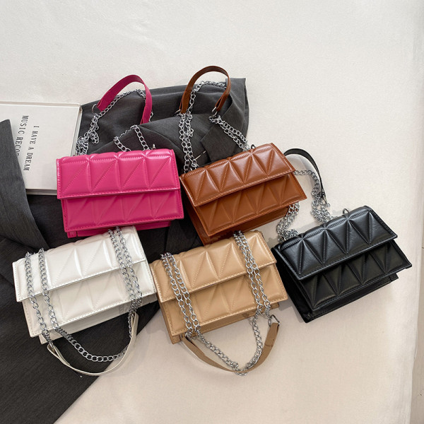 Lingge slanted single shoulder small square bag