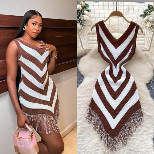 Holiday color blocked diamond patterned irregular fringe dress W899262916096