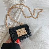 Mini chain crossbody bag shoulder bag