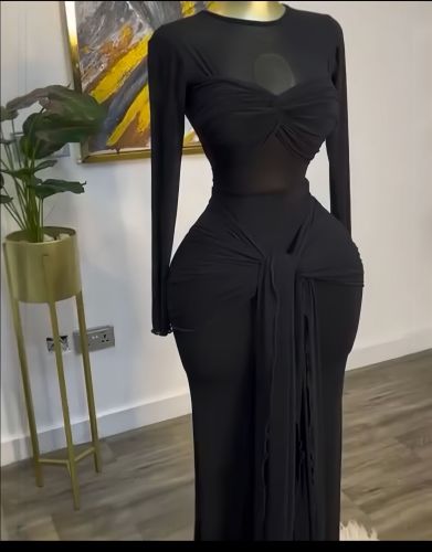 Long sleeved round neck tight fitting temperament long dress S-8794