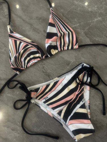 One-piece split bikini swimsuit