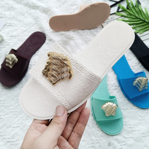 Wearing flip flops while wearing a cool mop