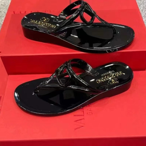 Two pairs of flip flops