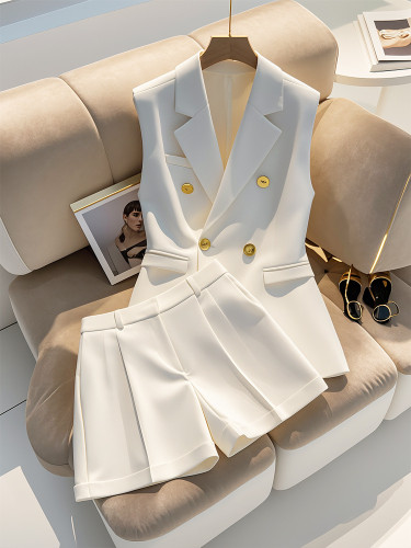 White suit vest shorts two-piece set