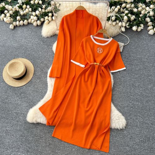 Belt, short sleeved long skirt, long sleeved jacket, knitted two-piece set