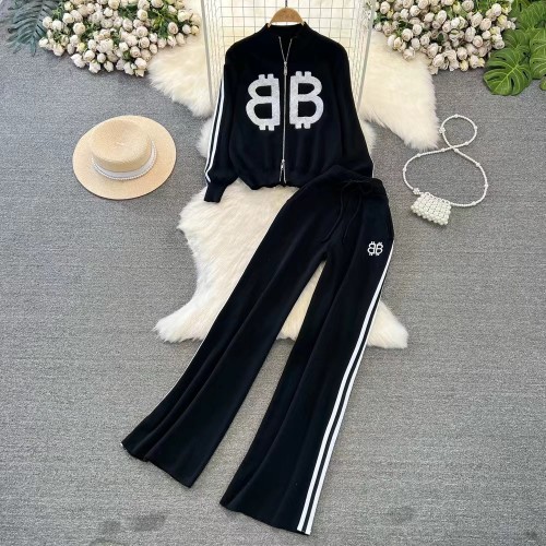 Long sleeved stand up collar zipper knitted jacket, high waist wide leg pants two-piece set
