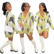 Knitted medium length jacket