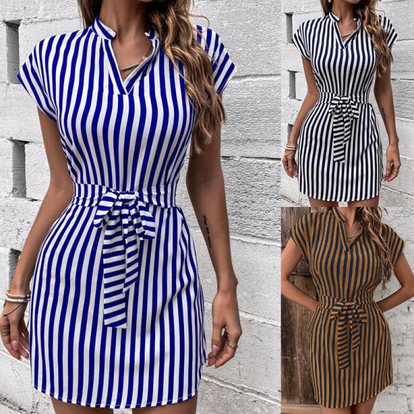 Sleeveless striped lace up dress