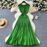 Wrinkled patchwork sleeveless knitted dress