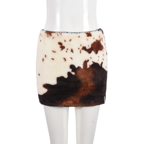 Color blocked ultra short plush skirt