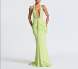 Hanging neck deep V-waist long skirt with exposed back and floating ribbon fish tail dress
