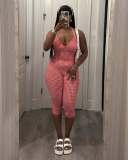 Red and white checkered neck strap, tight fitting cropped pants two-piece set