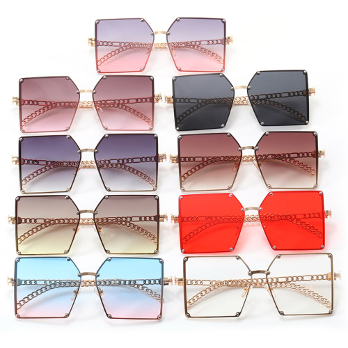 Square Rivet Chain Sunglasses